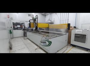 Techni i510-G2 waterjet cutting machine