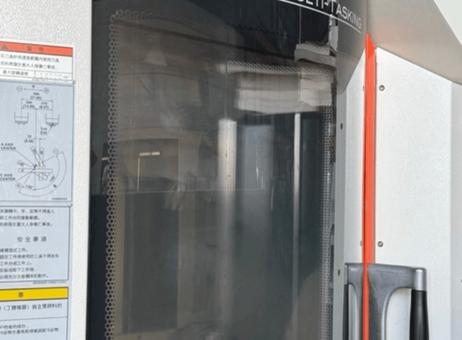 Mazak VARIAXIS J-500 P250606076