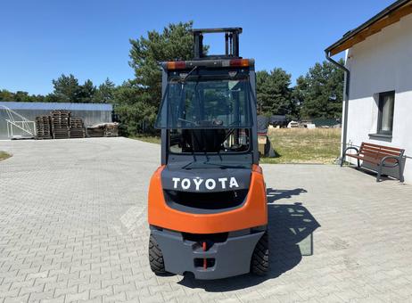 Toyota 02-8FDF25 (E811) P250609053
