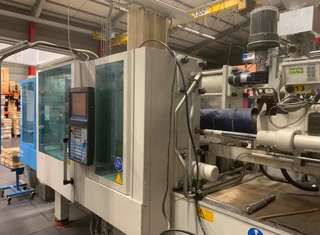 KRAUSS MAFFEI 200T 750 X P250610222