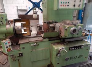 TOS BDU 250/600 Cylindrical external / internal grinding machine