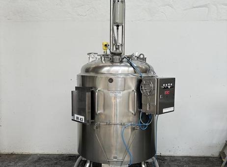 - - P250729035