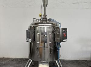 Stainless Steel Heated Mixing Tank with Fundamix Type 3 Vibrator – 689L Capacity