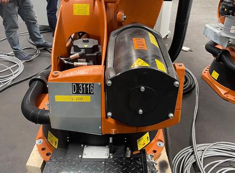 Kuka KRC2 KR 240-2 2000 P250923152