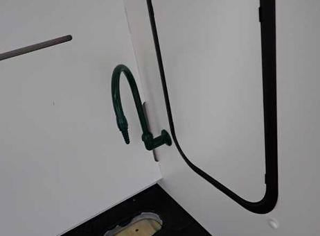 Air Master Systems 3Ft. X 6Ft. Benchtop Fume Hood Used machines - Exapro