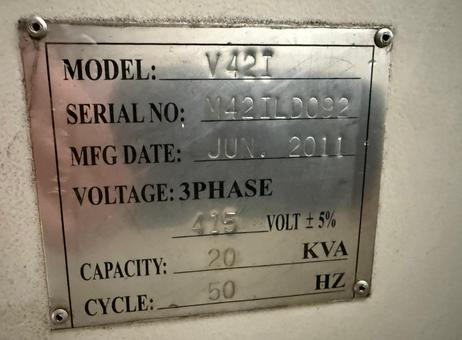 Leadwell V-42i P251008153