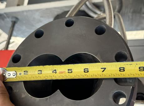 MAAG (Maag Pump Systems / Maag Automatik). CSC-149 (CSC series — double-piston continuous screen changer) P251015142