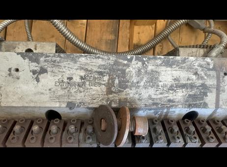 Extrusion Dies, Inc. (Welex / EDI) Autoflex H40 flexible lip extrusion die P251015143