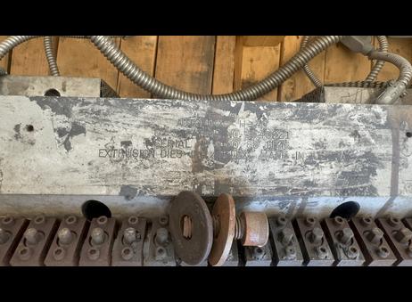 Extrusion Dies, Inc. (Welex / EDI) Autoflex H40 flexible lip extrusion die P251015143