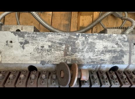 Extrusion Dies, Inc. (Welex / EDI) Autoflex H40 flexible lip extrusion die P251015143