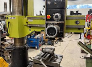 TOS VO 32 Radial drilling machine