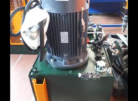 GERMANPLAST SRL GUILLOTINE REEL SLITTER P251023962