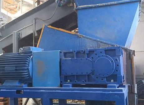 VMC Impianti single shaft shredder 1800 mm. P251030057