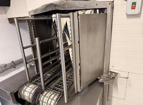 myjnia KLT washmachine myjnia pojemnikow KLT P250706026