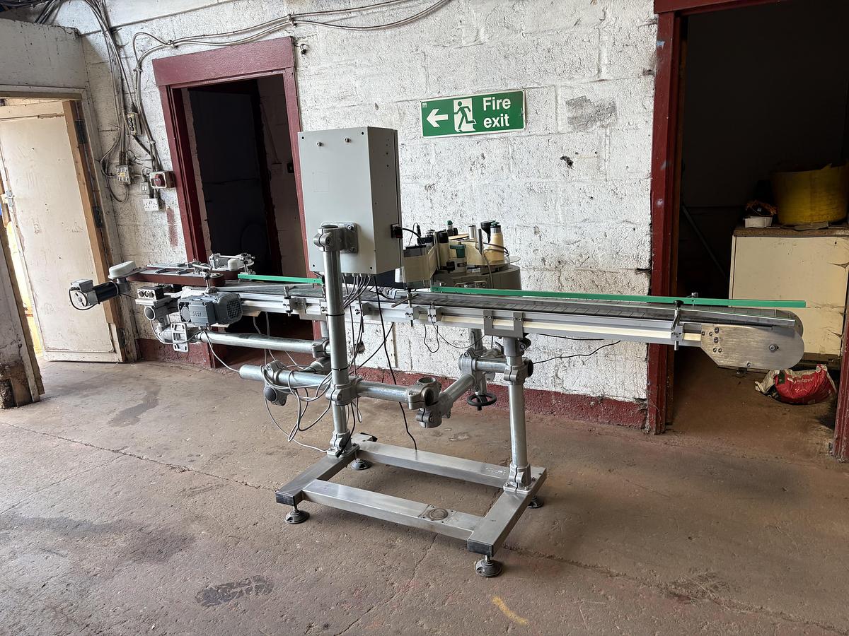 ALS Stock 2 stage in-line labeller Used machines - Exapro