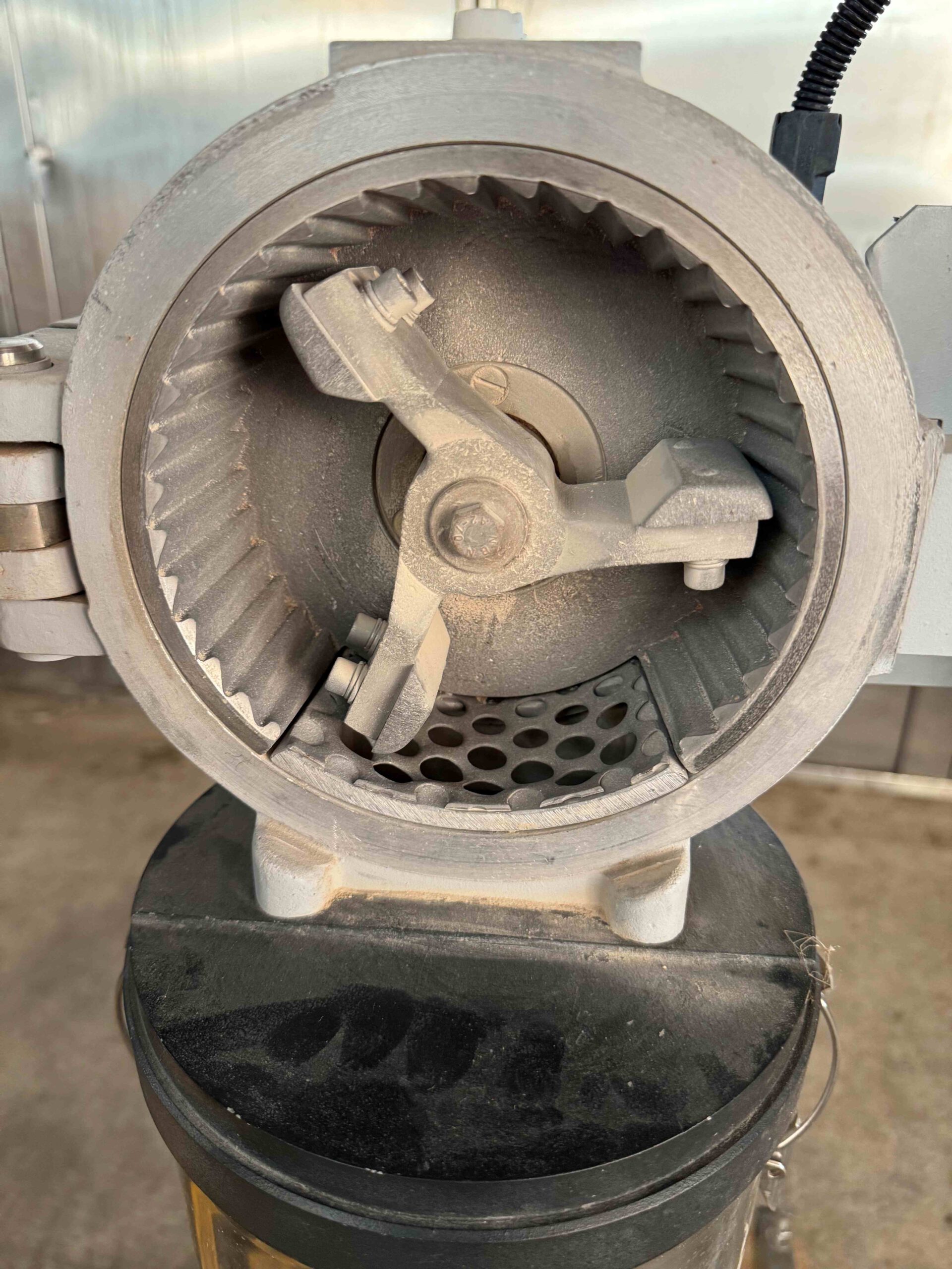 Retsch Dusting Machine Machine's specifications - Retsch SK 100 Used machines - Exapro