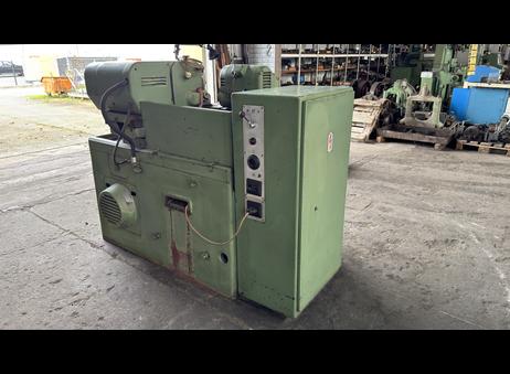 VEB Werkzeugmaschinen SU 125 x 200 P250701159