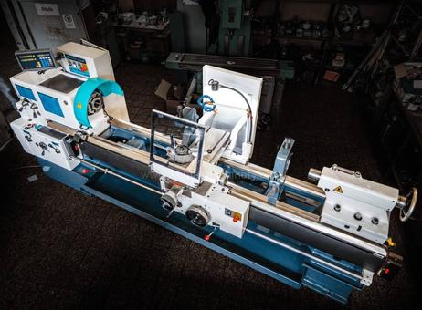 Lathes TOS Trenčín SN 63 B/2000 Used machines - Kitmondo