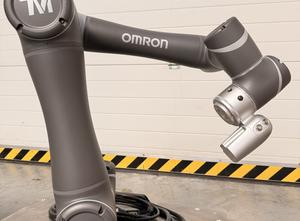 Omron TM5-900 Industrial Robot