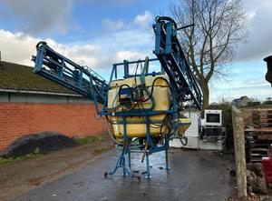 Delvano Peak 3F - mounted sprayer