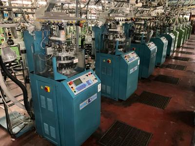 Online Auction: Marie Claire DAY 3 knitting machines