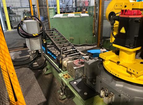 Fanuc R-2000 IB/125L P260131041