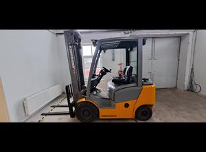 Jungheinrich DFG 320 Diesel forklift