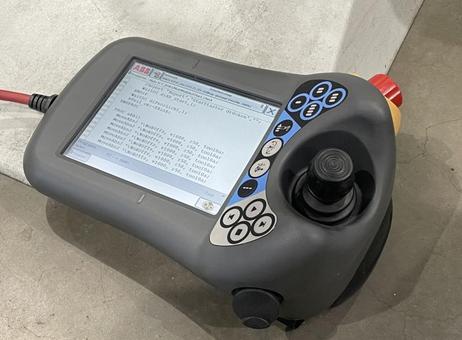 ABB - CARAT IRC5 / IRB 2400/16 M2004 P260215094