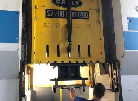 MEC FOND 220 Ton P260216086