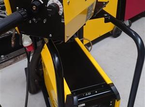 ESAB Warrior 500i cc/cv Sheet metal machine