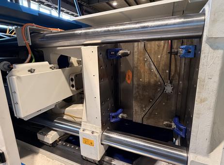 Krauss Maffei precision Molding 160-750 P260226135