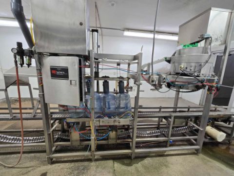 Cap Snap Co Stomper Machines d'occasion - Exapro