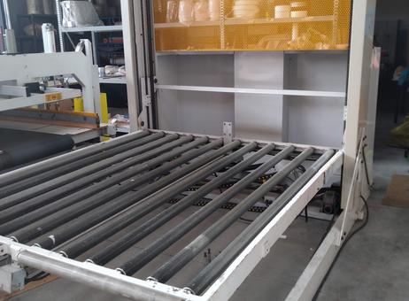 DUEFFE SM205 Packaging Machine + +SM215 + SM200 P260306106