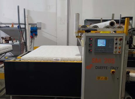 DUEFFE SM205 Packaging Machine + +SM215 + SM200 P260306106