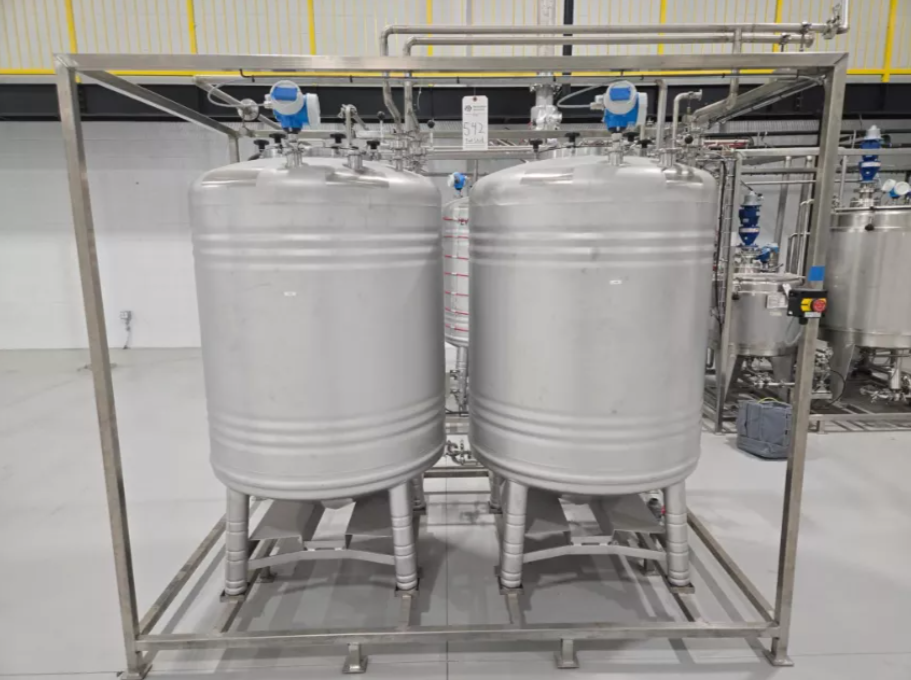 TANK SKID WITH (2) 250 GALLON STAINLESS STEEL DOME TOP PRESSURE TANKS ...