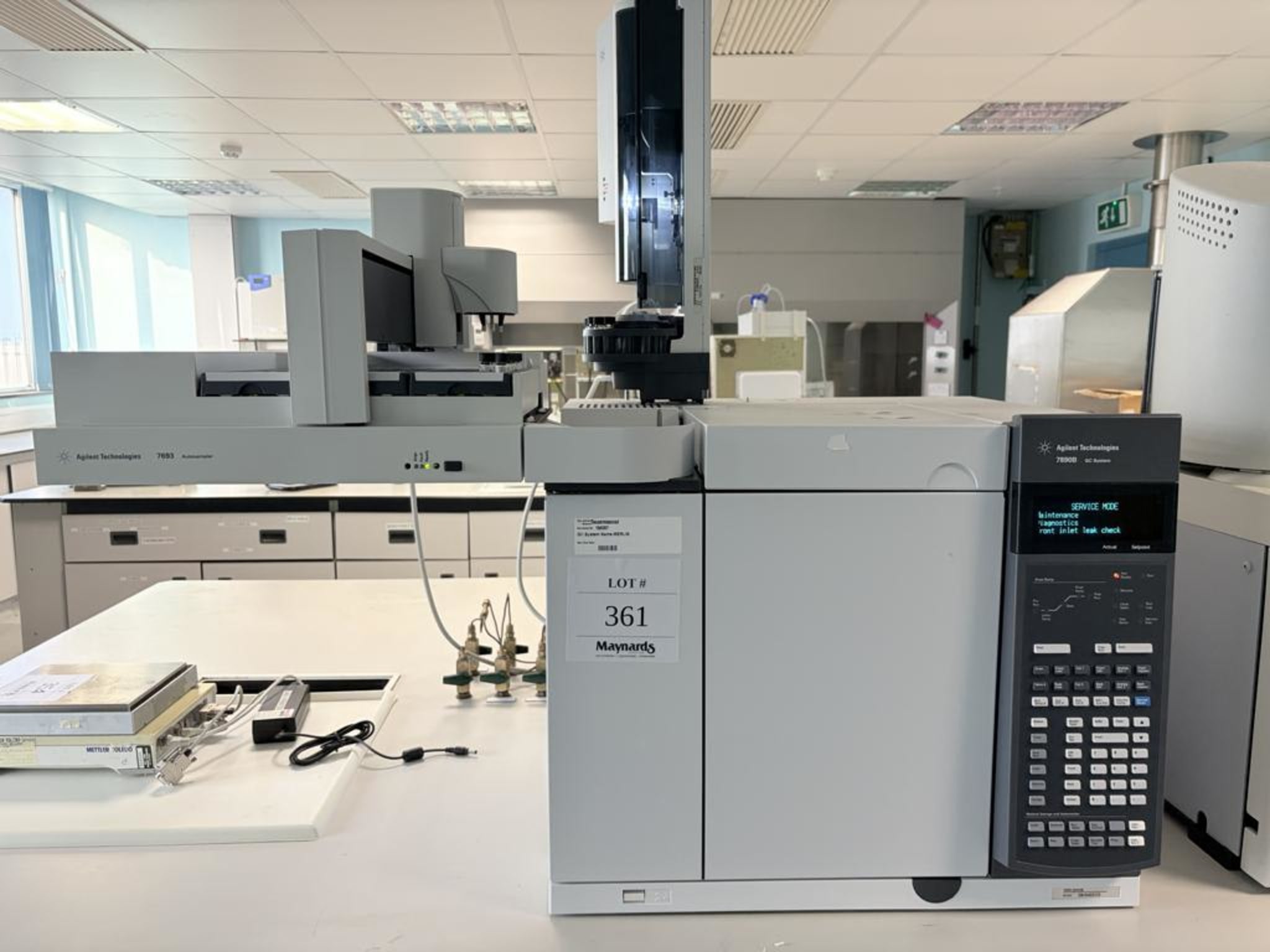 Gas Chromatograpgh Agilent Technologies 7890B with 7693 Used machines ...