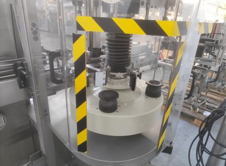 Makro MAK1 4P Ua2 Lw P260409258