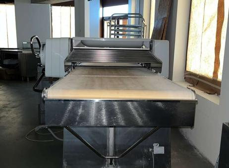 RONDO SSO675.B0 E0613803, Manomat 2000 Teigausrollmaschine Sockelmodell, Sockel rostfr P260413040