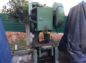 Arisa press with pneumatic clutch