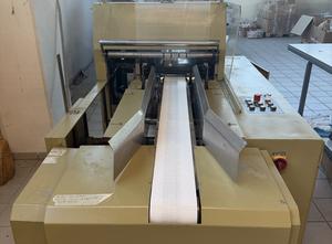 Beck Packautomaten 5303600A Series Packer: A machine for bagging T-shirts and clothing