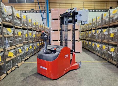Manitou ES-C 713 SVC 17.V.315 P260421370