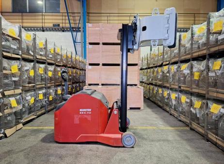 Manitou ES-C 713 SVC 17.V.315 P260421370