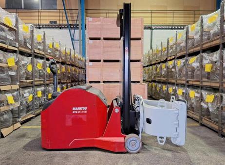 Manitou ES-C 713 SVC 17.V.315 P260421370