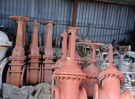 GOST / Bulgarian / Soviet Industrial valves & components – mixed lot P260422075