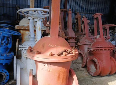 GOST / Bulgarian / Soviet Industrial valves & components – mixed lot P260422075