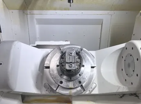 Okuma Genos M460V-5AX P260424527