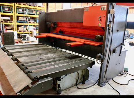 LVD Hydraulic Guillotine Shear P260428153
