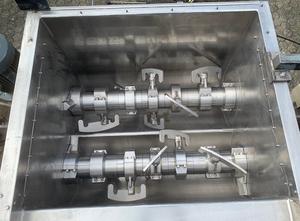 Τραπεζίτης unbekannt, wahrscheinlich Europäischer Hersteller 1000 liter Inhalt, 2 Wellen Paddelmischer, Kneter
