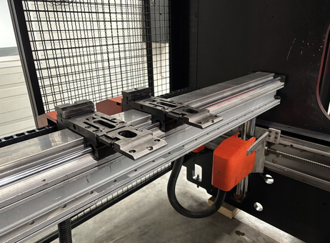 AMADA HFE 400-6 Long Stroke P260505124