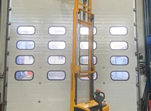JUNGHEINRICH EJC 214 Electric forklift